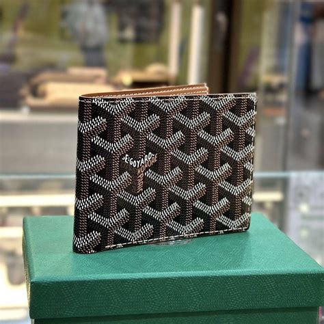 goyard blue card wallet|Goyard victoire wallet price.